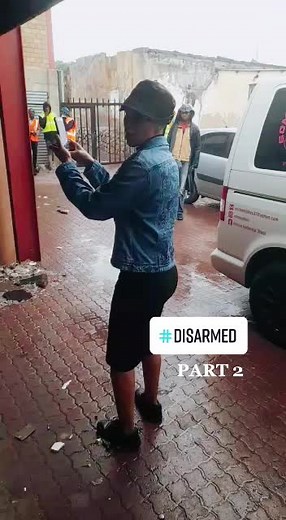 By the time we finished with these boy we found 2 guns and we were only looking for 1!!Salute Ma'K and keep up the good work. #MorningPatrol#2090#MA'Ķ