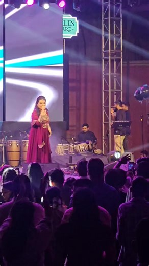 Parvathi ki itni dhamaakedaar performance live dekhne ke baad kaun hi jaana chaahega ghari? 😉🥰 #SaReGaMaPaLiveConcert #ParvathiMeenakshi @pheonixmarketcity @insider | ZEE TV
