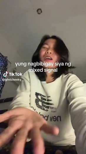 Understanding Mixed Signals in Relationships