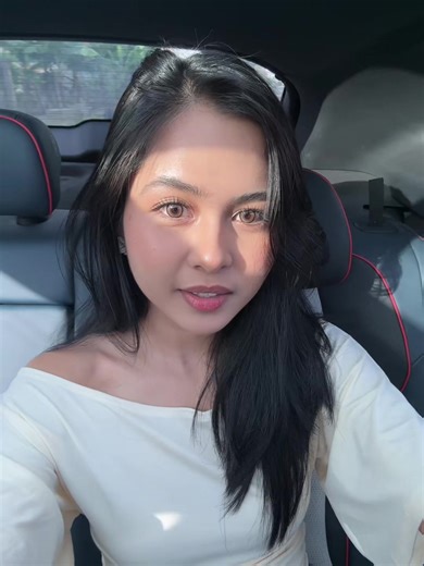 Sit still, look pretty.