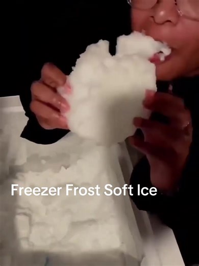 Freezer frost crunches. Soft crunches #iceasmr #softice #iceeating #freezerfrost #humidifierfreezerfrost