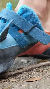 77K views · 420 reactions | *sound on* A little soothing climbing ASMR to start your Friday morning 輪‍♀️ Video by @annahazelnutt #ROAM #climbing | GetOutside | Facebook