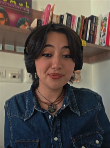 Türkiye de değildim belki ama içimden kral pop çıktı 🤣😂 #2016 #kralpop #turkishsong #turkish #kesfetbeniöneçıkart