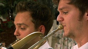 Musi & Gsang im Wirtshaus: Allgäuer Weissenbläsern - O Du scheane süße Nachtigall