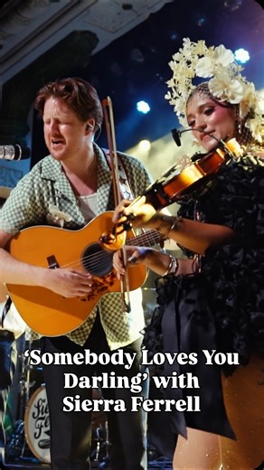 ‘Somebody Loves You Darling’. Here’s a clip of @jamiemckeogh with @sierraelizabethferrell and her band at her recent Lollapalooza Aftershow at Metro Chicago! Jamie was a special guest for what was a fantastic night!! 🌼🎶🌸 🎥 @thegrayhall #sierraferrell #bluegrass #americana #countrymusic #fyp #jigjam #chicago | JigJam