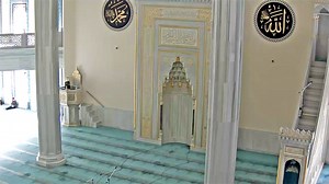 Webcam in the prayer hall of the Moscow Cathedral Mosque