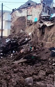During the day its become apparent how extensive the storm damage has been all over the island. This is the village of Karousades taken by Enimerosi Corfu News its so bad that we are getting reports that many can't leave and a rescue team from Ioannina on the Greek mainland has come to assist. Our thoughts go out to everyone affected by this 😢 Stay safe and ets hope thees not more like this 🙏 | Corfu Tourist