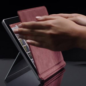 Vår minsta, lättaste Surface hittills. Nya 10-tums Surface Go väger från 522 g och får enkelt plats i väskan. | Microsoft | Facebook