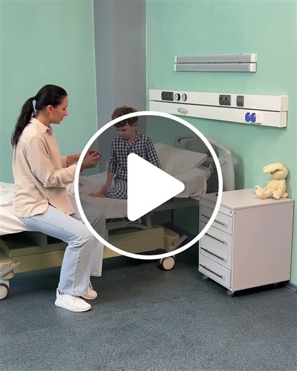 Doctor’s Clever Trick Helps Child Take Medicine Without Tears 🧸 - NewsBreak