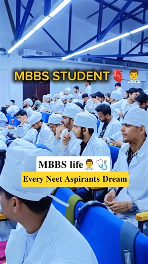 MBBS Life 👨‍⚕🩺 #mbbs #mbbsstudent #mbbsmotivation #futuredoctor #medico #neet2026 #whitecoat #shorts