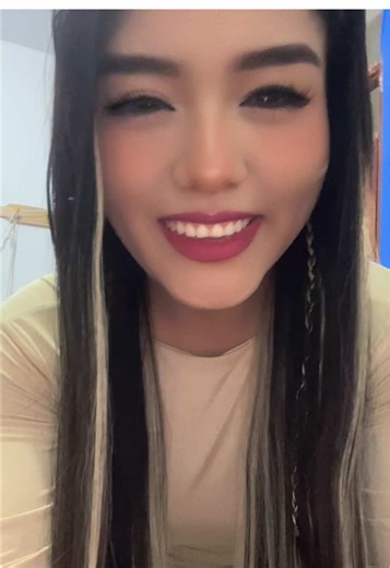 Ella hablando mal de mí, y yo súper felíz programando mi próximo viaje✈️ #xzyabc #rubyreyes #foryou #fyp #viral