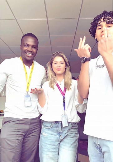 Fun Learning Experiences with Wizz Air Crew