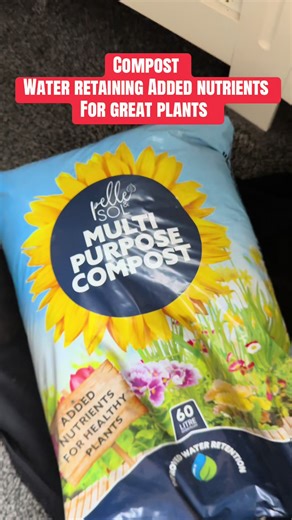 Multi purpose compost added nutrients for great plants 🌱 #gardentok #compost #gardening #garden #tiktokmademebuylt @Dreibach