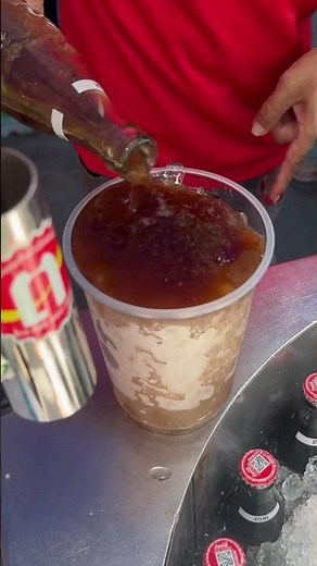 1杯80円のキンキンに冷えた過冷却コーラ🥤！暑い日に飲んだらめっちゃ美味しかった！#過冷却コーラ #cola #viral #asmr #thaifood