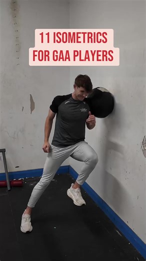 Why Use Isometrics? Isometric training is defined as the development of muscle tension without any joint movement. Unlike traditional lifting where muscles shorten or lengthen (dynamic movement), isometrics involve a static hold where the muscle stays at an “equal measure” Iso’s have been around for years but have been become more popularized in recent times.. and for good reason Isometrics have been shown to be helpful in: ✅Effective in improving Tendon health and Stiffness ✅Improving force tra