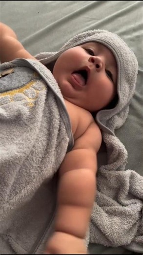 mother painful delivery newborn twins baby 😘💖! pain can't explain #shorts #ytshorts #trending