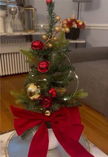 Dollar Tree Christmas Tree Centerpiece Ideas