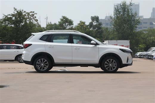 荣威疯了，为年轻人量身定制