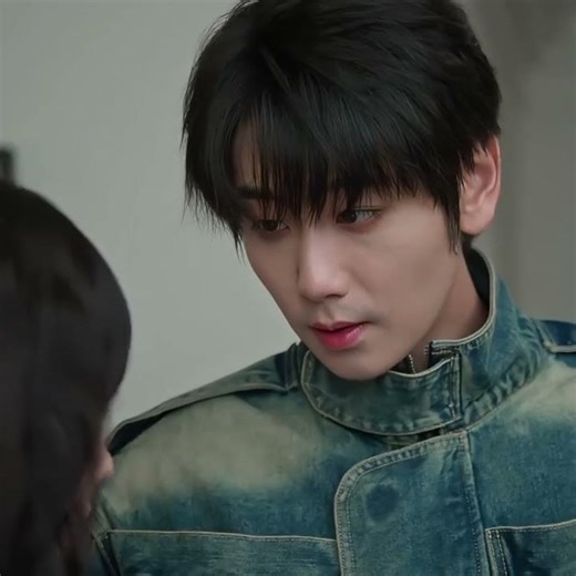 🥰Love Triangle#炽热吸引 #Affinity #方瑾 #崔雨鑫 #王一钧 #高维蔓 #爱情 #剧情 #优酷 #YOUKU #shorts