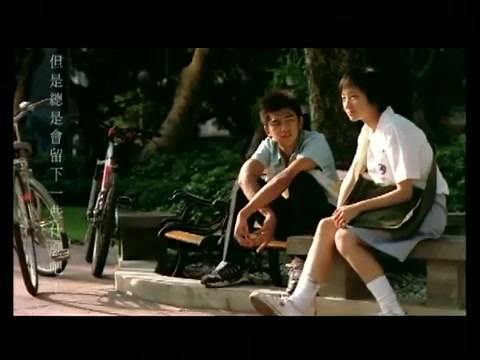 陈绮贞 Cheer Chen【小步舞曲 A little step】官方MV