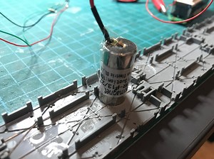 Tomytec bus system: Using an electromagnet to stop the bus