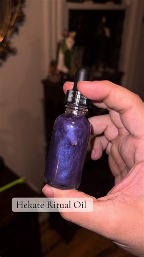 Creating Delicious Hekate Ritual Oil