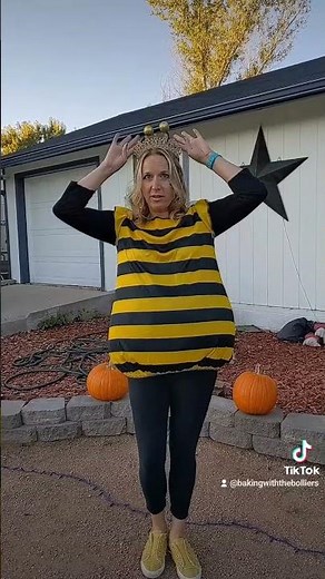 Easy Queen Bee Costume