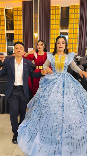 Şeğmuse Erbani 👑 on Instagram: "Güzel kardeşlerime bir ömür boyu mutluluklar diliyorum yoruma birer kalp bırakabilir misiniz🌸"