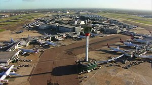 Did you miss the first epiosode of #BritainsBusiestAirport last night? Not to worry - you can watch it in your own time on the ITV Hub! https://www.itv.com/hub/heathrow-britains-busiest-airport/2a3168a0010 | Heathrow Airport