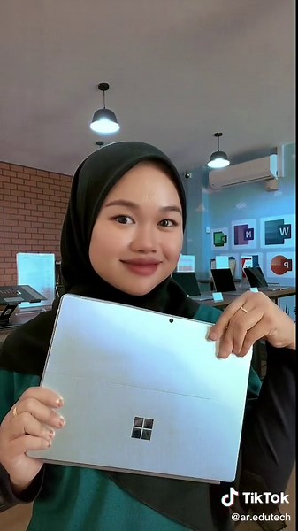 Surface Pro 8: Laptop & Tablet in One!