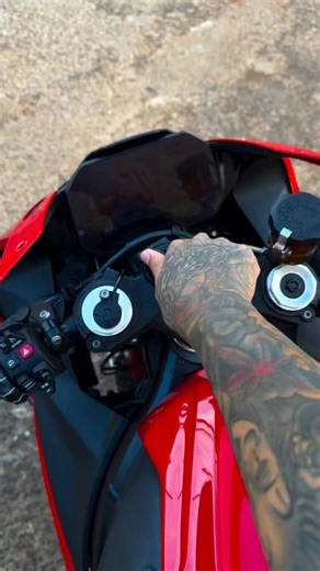 BMW S1000RR Fire Up