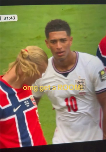 No shade but this is the HEATED RIVALRY we needed. We did NOT need that hockey show.. all shade #erlinghaaland #judebellingham #worldcup #viral #fyp