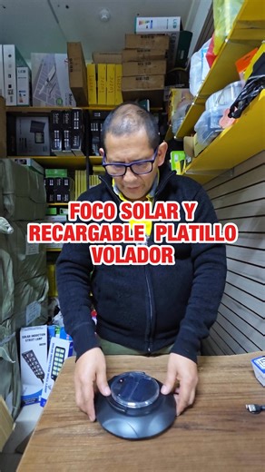 17K views · 288 reactions |  ¡Nuevo ingreso! Nuestro foco solar tiene un diseño único, te servirá para tus trabajos o paseos al aire libre. Revisa nuestra página web en el link de nuestro perfil. #lucessolares #panelessolares #reflectores | Luces Solares y Reflectores Pormayor.pe | Facebook