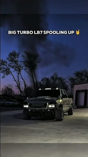 BIG TURBO LB7 DURAMAX 🤘 SOUNDS INSANE!!