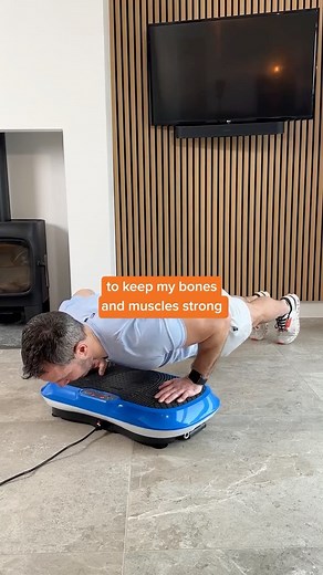 Lifepro | Wellness, Fitness, Recovery on Instagram: "✨ Elevate your wellness game with the Waver Vibration Plate!  Boost your body’s natural healing, tone those muscles, and embrace flexibility and comfort from day one. Let’s vibe and thrive together! ⁠ ⁠ #WaverVibes #FeelGoodFitnes #GlowUp #LifePro"