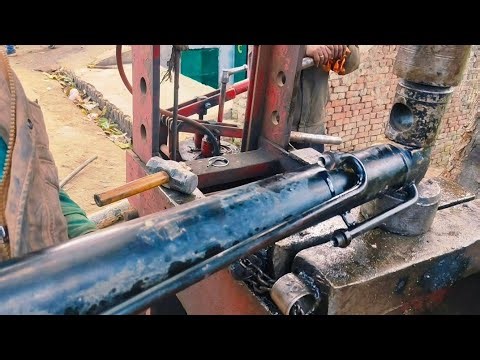 How to changing loader arm cylinder seal kit . By Bombay JCB Garage