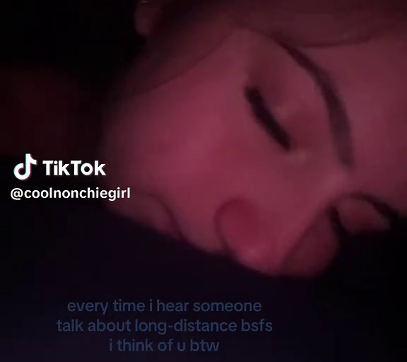 Understanding Long Distance Best Friend Relationships