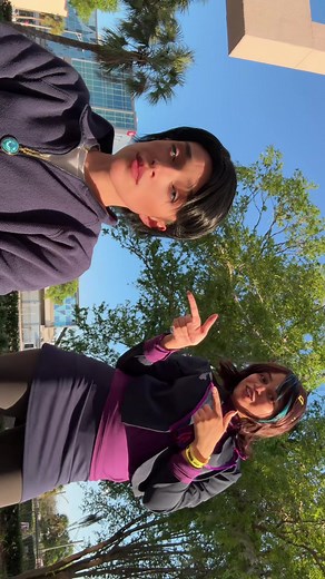 Just your average troll hunting night • @selena 🌸🪸 as Claire • • #trollhunters #jimlakejr #clairenuñez #jimlakejrcosplay #trollhunterscosplay