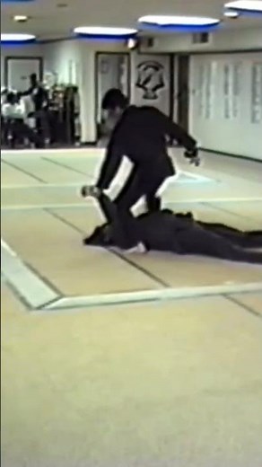 GUN DISARM. TWISTED !!! #martialarts #mma #karate