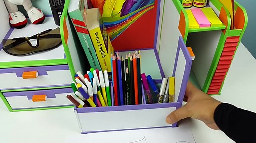 【DIY】老外用硬纸板制作的书桌