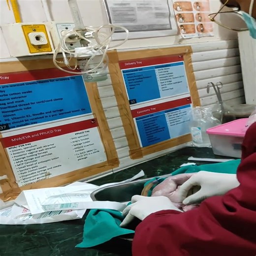 Newborn baby birth 😱 God crying. | Love Babies