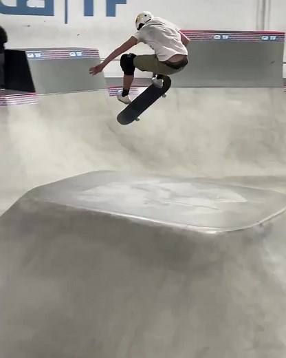 Jagger Eaton Skating Transition Flow