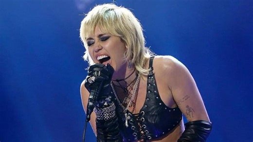 Listen: Mazzy Star’s ‘Fade Into You’ Reimagined As an Angry Breakup Song by Miley Cyrus - NewsBreak