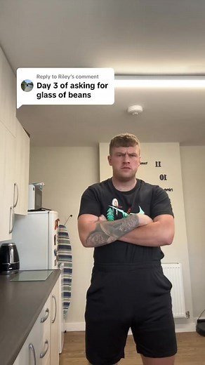 Glass of baked beans #challenge #ChallengeAccepted #bakedbeans | Dean Alex