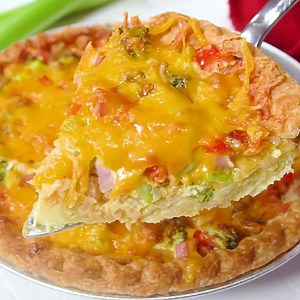 113K views · 121 reactions | Quiche me, you fool! You're gonna love this Ham Cheese and Broccoli Quiche  Recipe: https://www.familyfreshmeals.com/2016/12/ham-cheese-and-broccoli-quiche.html | Family Fresh Meals | Facebook