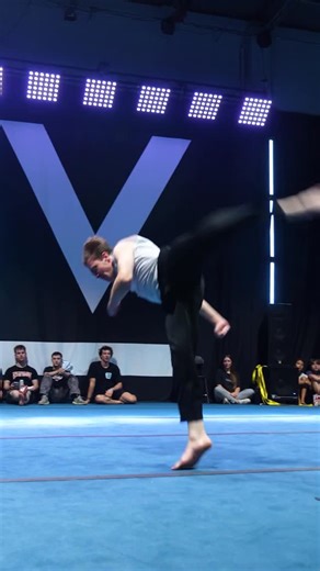 Loopkicks | The Home of Tricking | if you ain’t kicking… you ain’t #tricking #kicktokill #loopkicks @kong.tkd @chris_nado @seungjin_bhan @vertigotricking prelims | Instagram