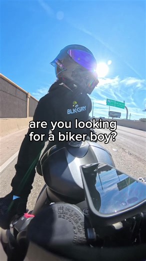 Essential Motorcycle Riding Tips for Beginners