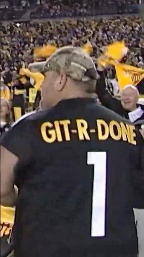 The Git-R-Done jersey from when Larry the Cable Guy led the Terrible Towel Twirl was a nice touch 👌