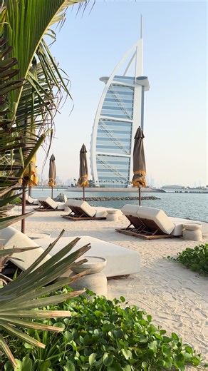 Exploring Dubai: A Visual Journey in 4K