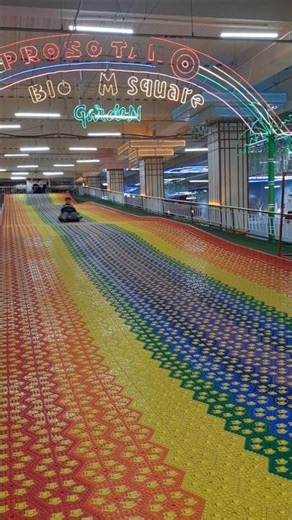 🌈🎉 Wush..Wush..Wush..Meluncur di Rainbow Slide #anakjoglo #jalanjalan #weekend